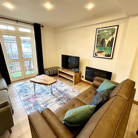Spacious 3 Bedroom Apartment Close To Marina, 2 Parking Spaces, Kingsize Or Single Beds Σαουθάμπτον Εξωτερικό φωτογραφία