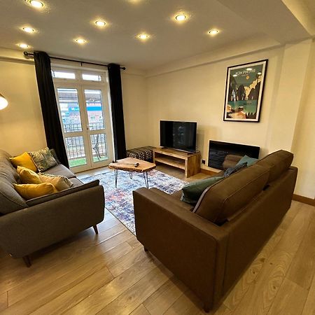 Spacious 3 Bedroom Apartment Close To Marina, 2 Parking Spaces, Kingsize Or Single Beds Σαουθάμπτον Εξωτερικό φωτογραφία