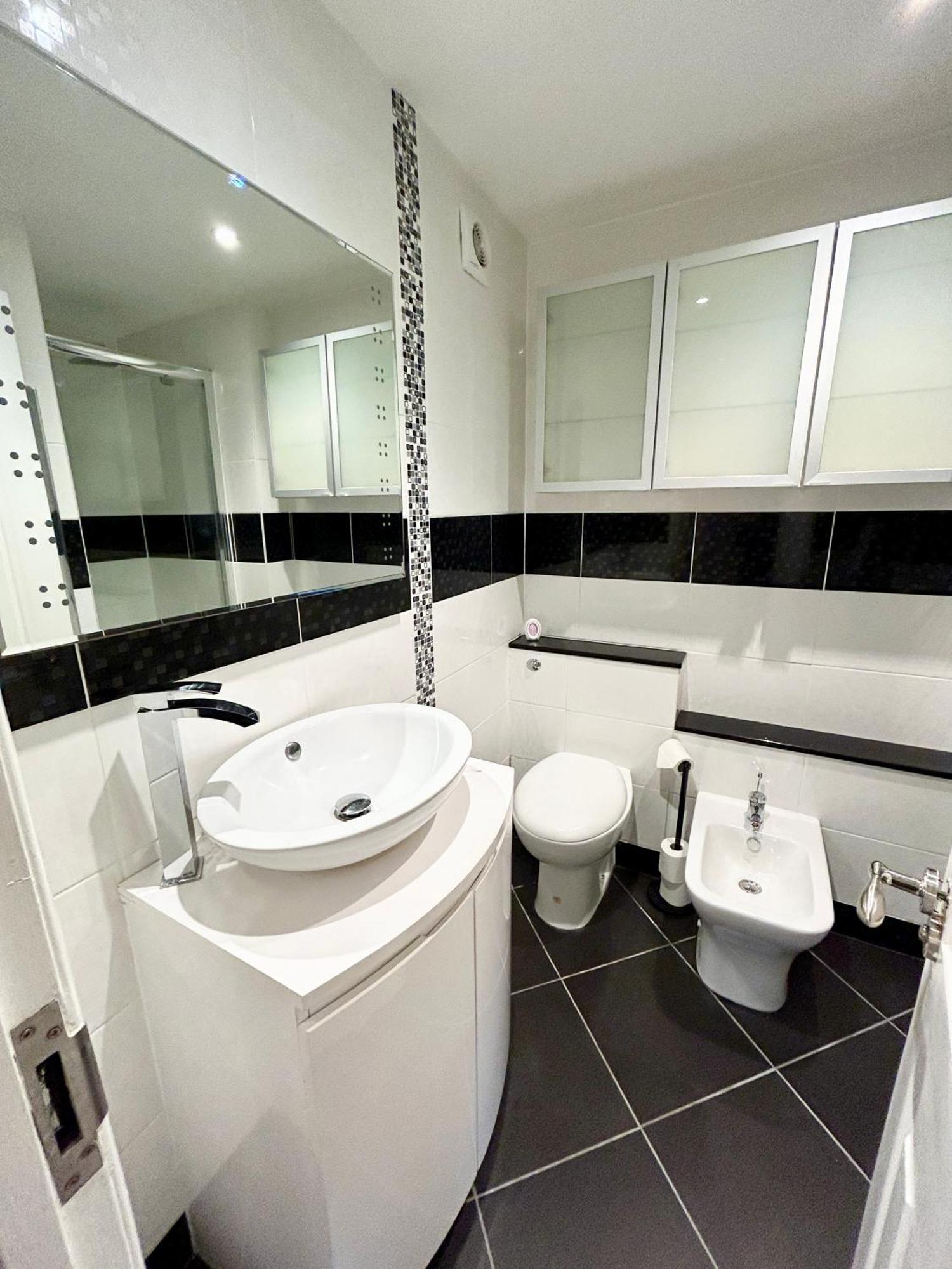 Spacious 3 Bedroom Apartment Close To Marina, 2 Parking Spaces, Kingsize Or Single Beds Σαουθάμπτον Εξωτερικό φωτογραφία